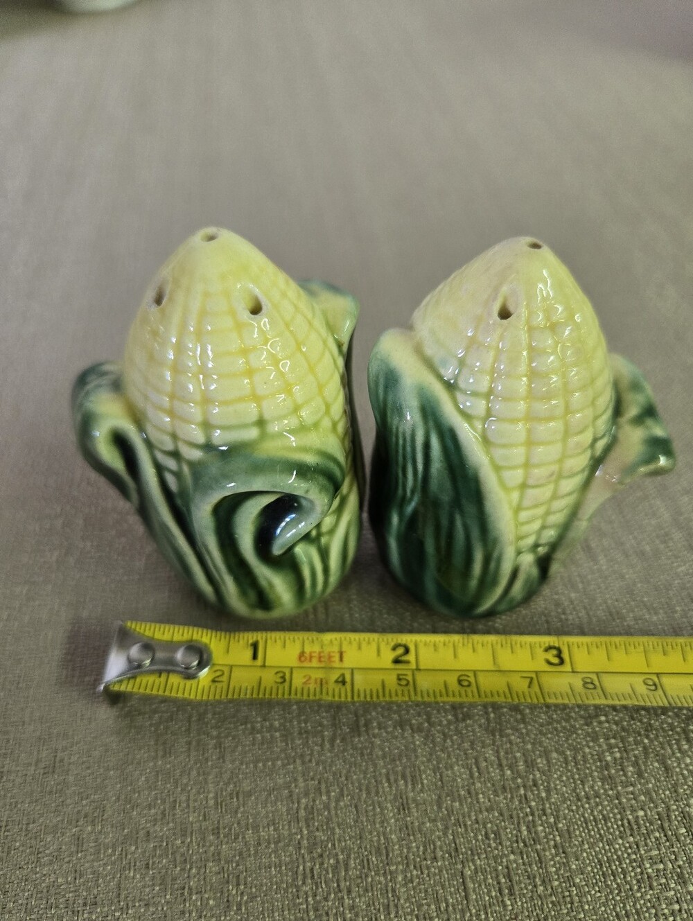 Ceramic Corn-Shaped Salt and Pepper Shaker Set - Green/Yellow